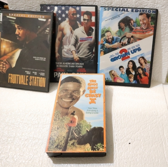 The God's Must Be Crazy 2 VHS - Picture 7 of 10